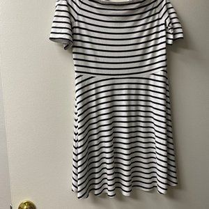 WHBM Black/White Dress - zipper back